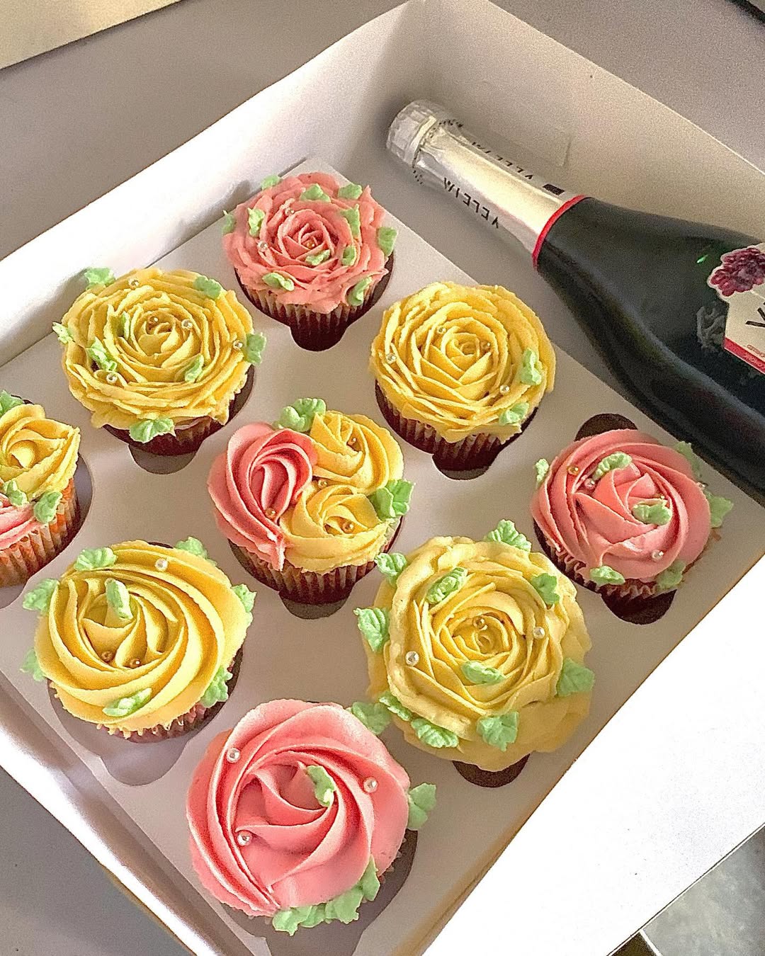 Order Custom Cakes & Parfaits Online | Cakeboy.ng